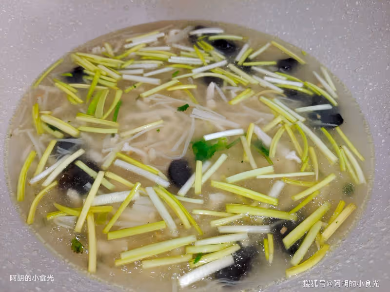 這湯比雞湯魚湯強,天冷每天都能來一碗!沒胃口是不存在的,還特暖人