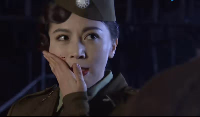 好傢夥!5集就熱度第一,但我實在看不下去