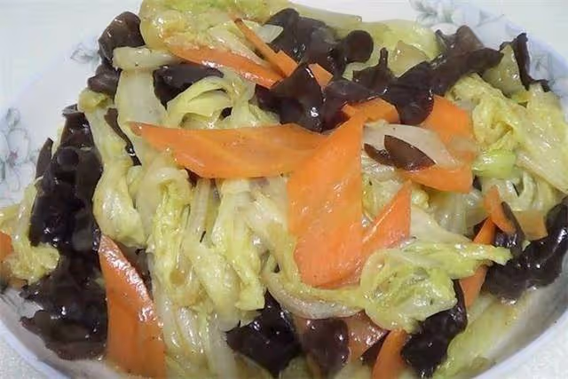 這才是白菜最好吃的做法,少油健康,吃著過癮,可以多吃2碗飯