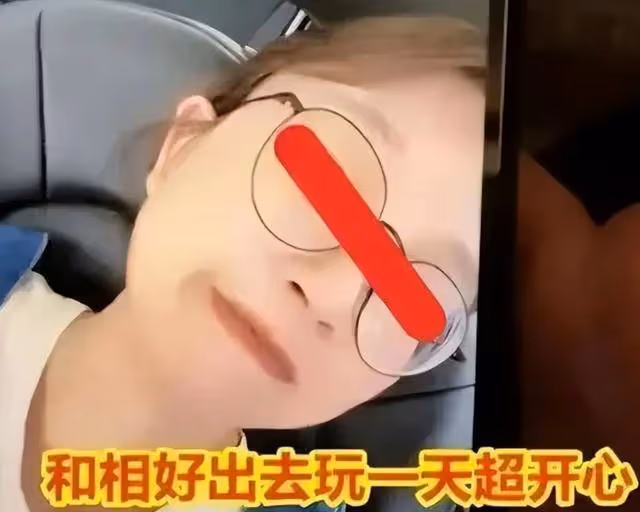 紹興：女護士婚內出軌，丈夫親自送錦旗致謝，多張高清照片曝光！