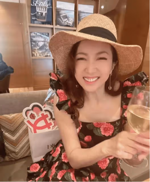 好險!香港豪門女星廖家儀,因劇烈疼痛緊急開刀手術,曾與鄭少秋演對手戲