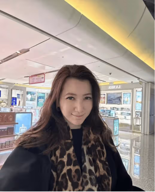 好險!香港豪門女星廖家儀,因劇烈疼痛緊急開刀手術,曾與鄭少秋演對手戲