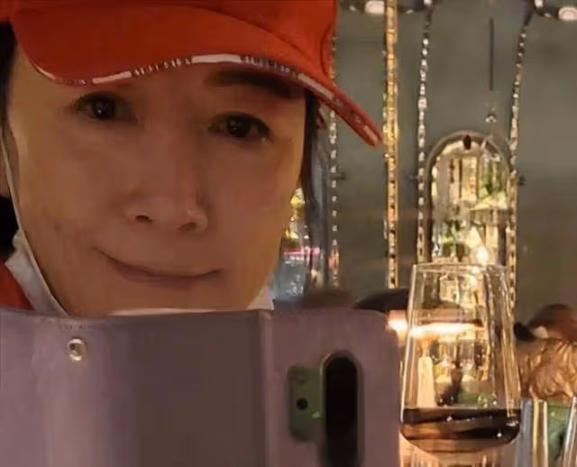 香港知名女星近照消瘦,患厭食症暴瘦,結束7年同性戀情至今單身
