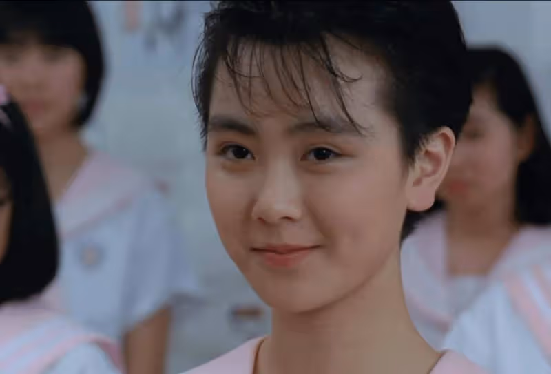 香港一代女神曾迷倒郭富城和千億富豪!如今雙頰凹陷瘦到「脫相」!