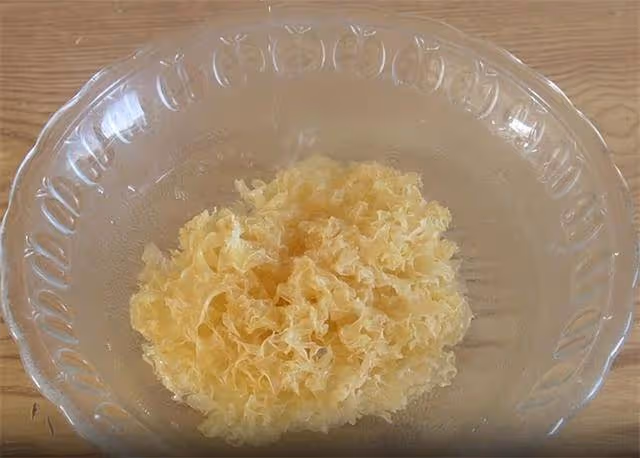 女人常喝這碗湯,補血補氣睡眠好,臉色紅潤有光澤,一覺睡到天亮