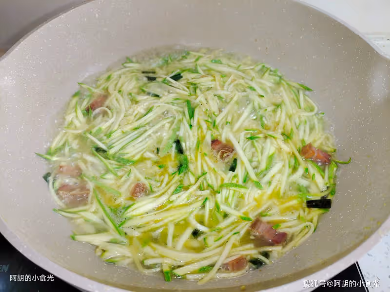 大魚大肉靠邊站,天冷最該吃這菜!隨手一煮就鮮透了,菜嫩湯鮮、滿口好味