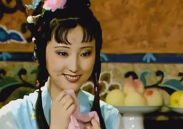 紅樓夢林黛玉扮演者陳曉旭，生前一件怪事，死前一件怪事