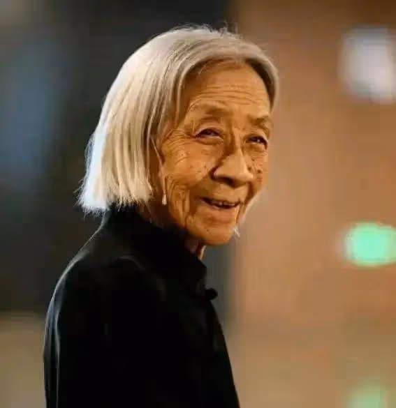 又一位德藝雙馨老戲骨去世！享年95歲，最後露面精神矍鑠