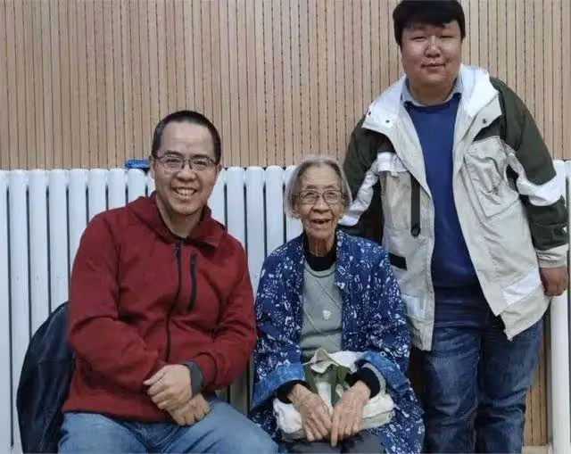 又一位德藝雙馨老戲骨去世！享年95歲，最後露面精神矍鑠