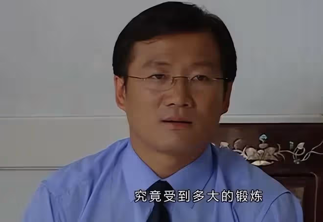 這次55歲謝廣坤「底褲被扒光」，前前妻孫小雨的話，終於有人信了