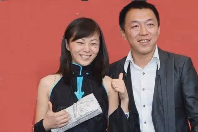盤點其貌不揚卻娶美女妻子的8位男明星,誰最讓人羨慕?