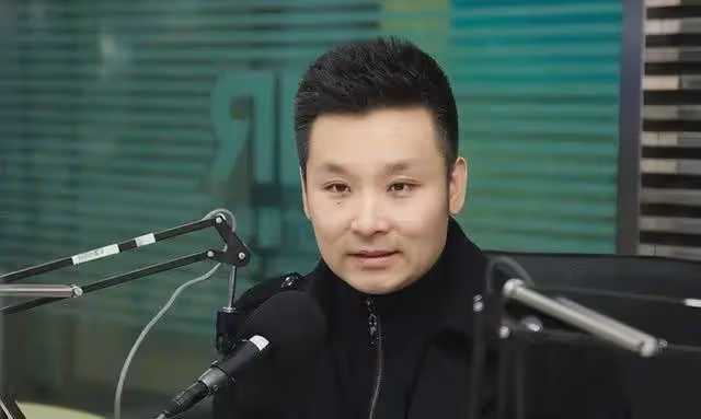 劉和剛:眾目睽睽下跪蔣大為,娶小10歲世界小姐,如今怎樣了?