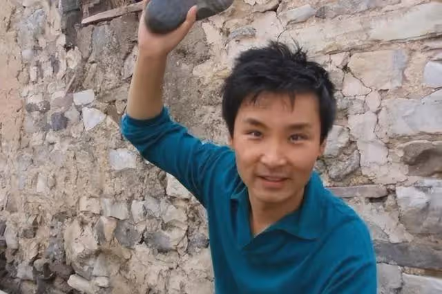 劉和剛:眾目睽睽下跪蔣大為,娶小10歲世界小姐,如今怎樣了?