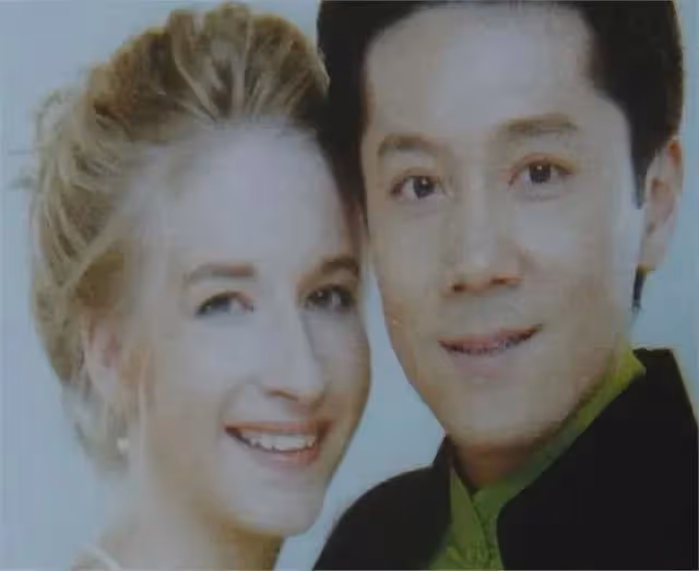 蔡國慶妻子罕見曝光,長這麼漂亮,難怪一直不肯不公開