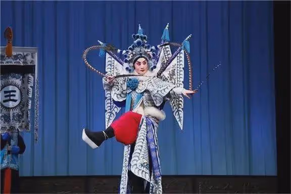 原來她早已去世!現實嫁給「孫悟空」,45歲病逝之後再無鐵扇公主