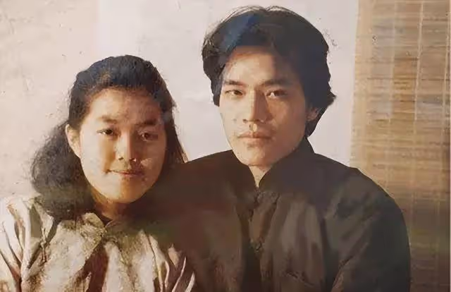 他曾是著名主持,被富婆包養11個月後精神失常,60歲看破紅塵出家