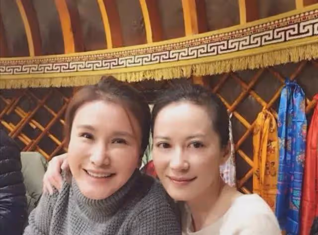 王茜:嫁大23歲導演,結婚9年丈夫去世後,守寡7年完成丈夫遺願