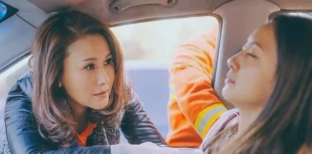 王茜:嫁大23歲導演,結婚9年丈夫去世後,守寡7年完成丈夫遺願