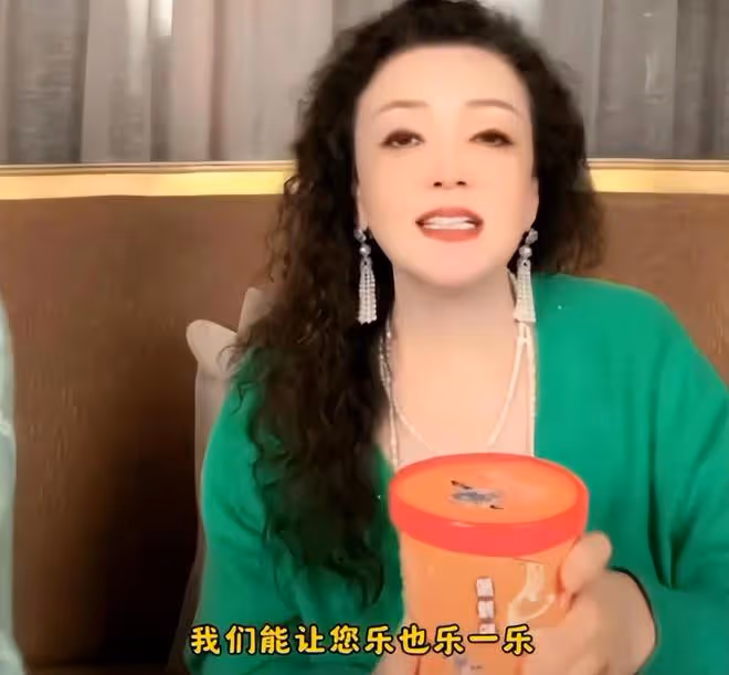 張蘭幫葉珂發聲:一個女孩至於讓你們那麼評頭論足嗎?
