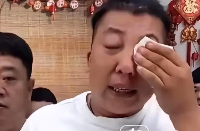 東北雨姐已無法翻身!她和老蒯背負千萬債務,誠信的基石崩塌