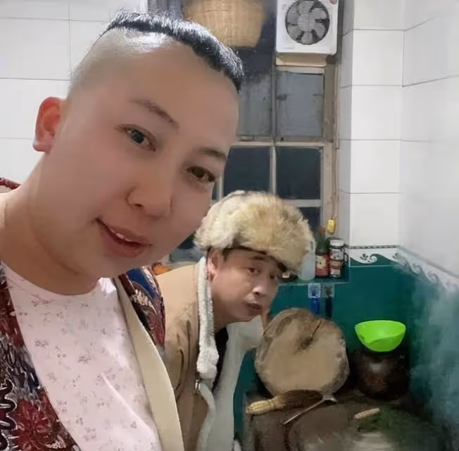 東北雨姐已無法翻身!她和老蒯背負千萬債務,誠信的基石崩塌