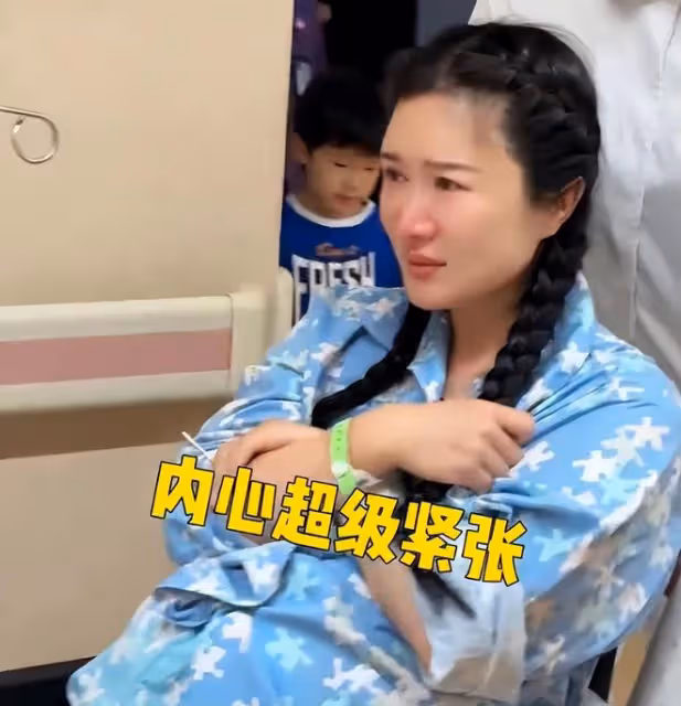 好心疼!張紀中妻子順產轉剖腹產,打7小時催產針無效緊張到哭