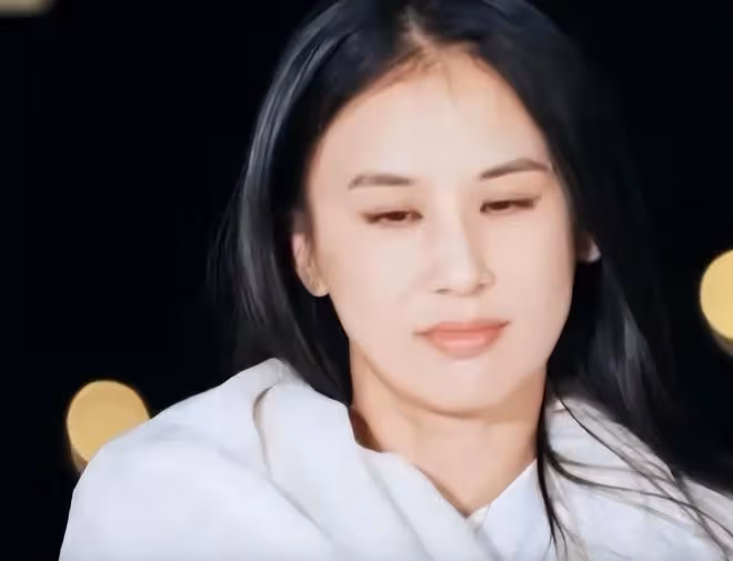 劉爽幾句話,點明楊子和黃聖依的婚姻尷尬,黃聖依是真的聽開心了