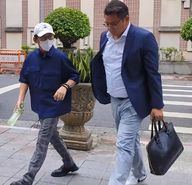 黃子佼被要求判刑7到9個月,他仍舊拒不認罪