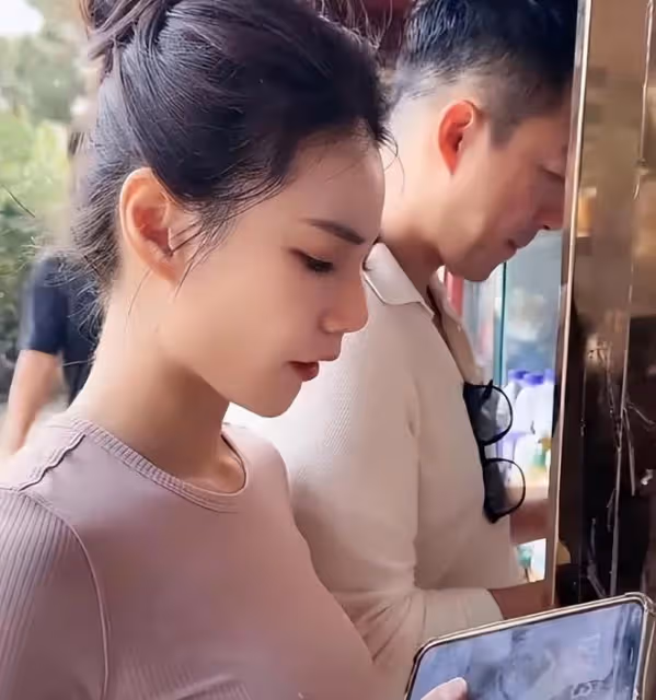 汪小菲否認麻六記被罰千萬,和馬筱梅帶公司團建心情好