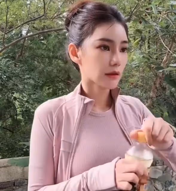 汪小菲否認麻六記被罰千萬,和馬筱梅帶公司團建心情好