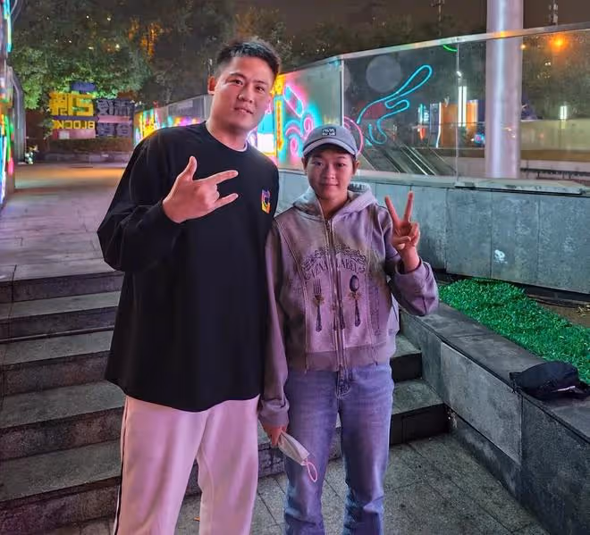 全紅嬋在北京被偶遇,剪短髮重回14歲,小臉也變圓了不少