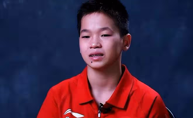 全紅嬋在北京被偶遇,剪短髮重回14歲,小臉也變圓了不少