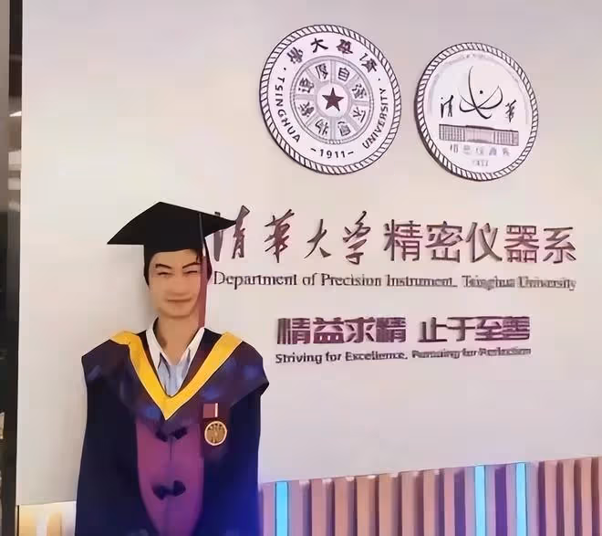 龐眾望帶女朋友現身,他們日常互動很暖心,他很懂得照顧女友