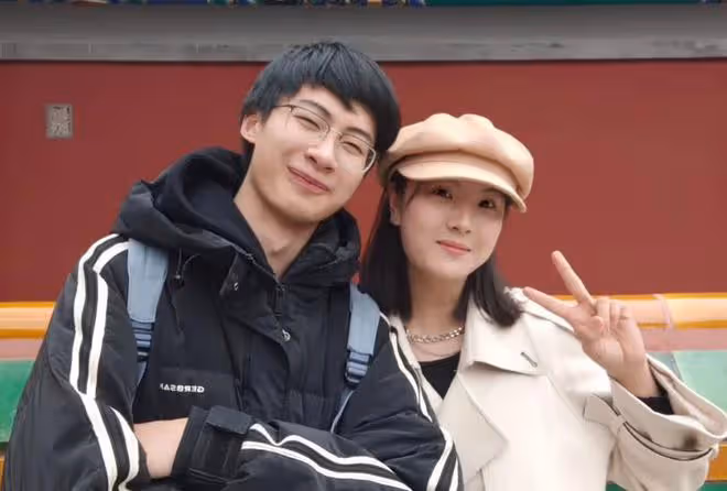 龐眾望帶女朋友現身,他們日常互動很暖心,他很懂得照顧女友