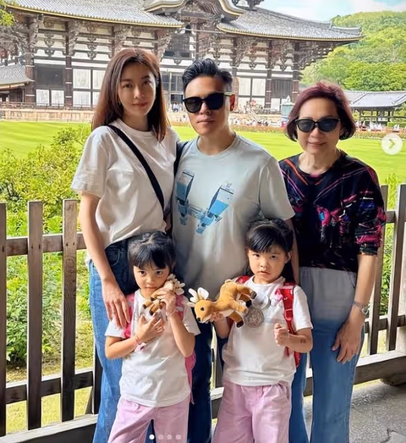 熊黛林曬44歲生日照,富豪老公幽默送蛋糕,夫妻恩愛甜蜜