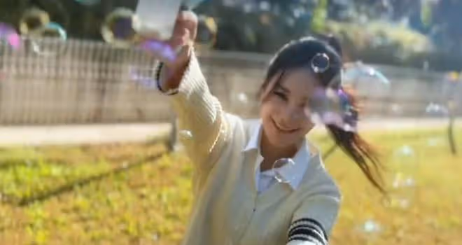 汪小菲秀恩愛翻車,和小梅拍MV被吐槽,大S才是偶像劇女王