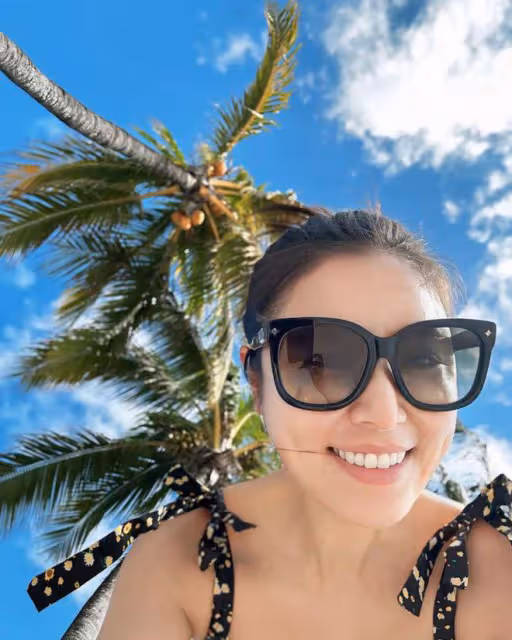 林心如開心度假,自拍重回青春模樣,聲稱要抓住夏天的尾巴