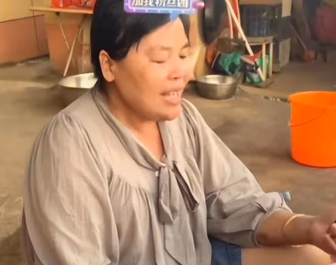 全紅嬋:給媽媽買金鐲子金項鍊,全媽驕傲展示,幸福寫在臉上