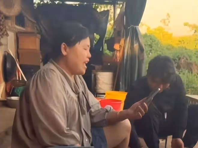 全紅嬋:給媽媽買金鐲子金項鍊,全媽驕傲展示,幸福寫在臉上