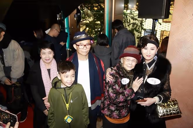 梅艷芳72歲哥哥將娶46歲泰國妻子,梅媽送十萬禮金擺喜酒慶祝