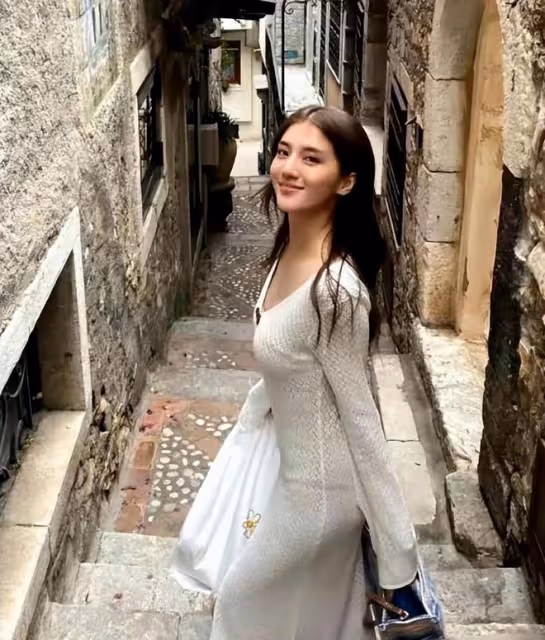 吳千語婚後富太太生活,活成港星羨慕的樣子,粉絲喊話她快生寶寶