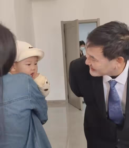 大衣哥孫兒5個月,已坐擁千萬身家,卻遭到同村人的眼紅和嫉妒