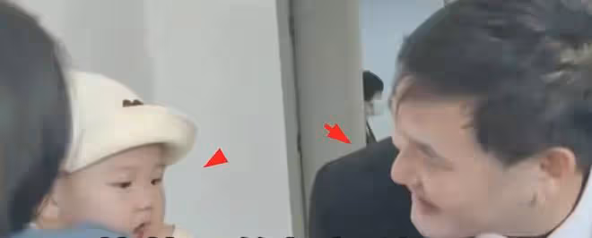 大衣哥孫兒5個月,已坐擁千萬身家,卻遭到同村人的眼紅和嫉妒