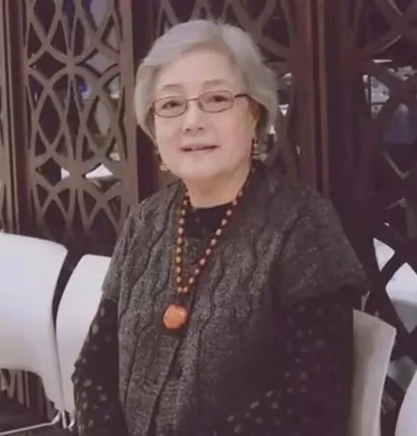 婚外情16年才離婚,88歲前妻霸氣回歸,手撕80歲「小三」不留情!