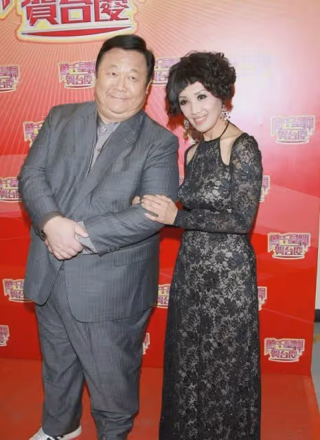 TVB老戲骨老年住護老院,替長女還債換來絕情,內地女友沒來探望