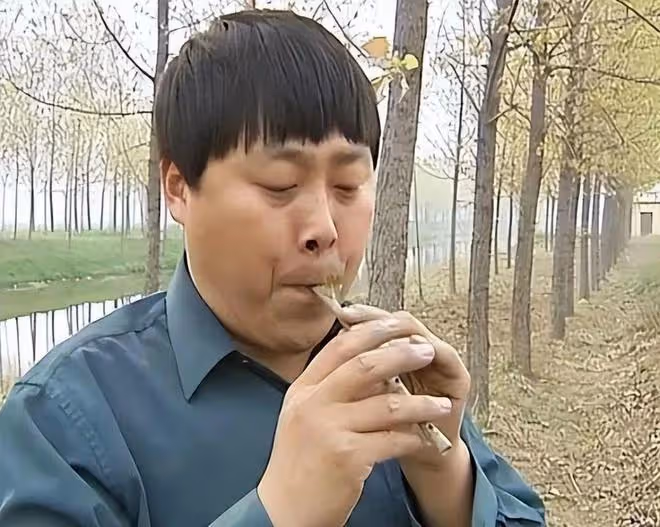 劉大成:從窮小子逆襲歌手,成名後發誓不拋棄妻子,他做到了嗎?