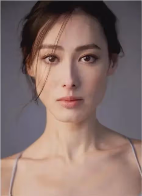 未婚先孕生下3子後分手,如今梁洛施被兒子催談戀愛
