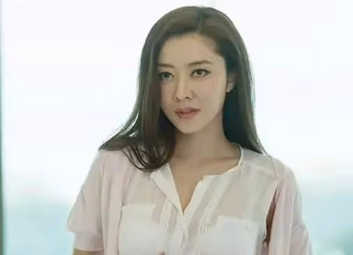 44歲熊黛林:T台女王,曾被戲稱「天王嫂」,如今過得怎麼樣了呢