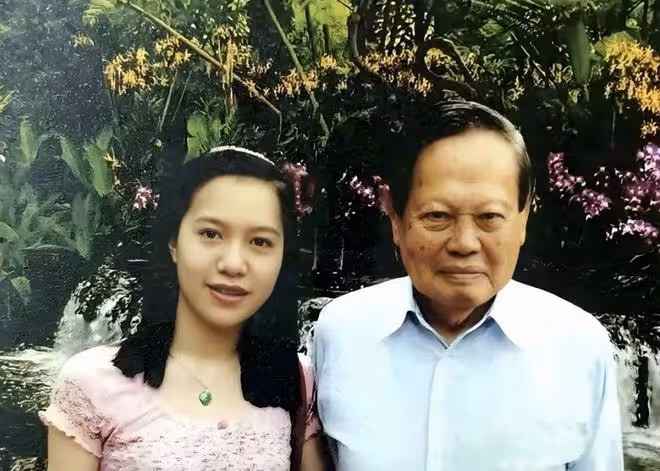 102歲的楊振寧罕見露面，翁帆：為他的身體，這16年我都早睡早起