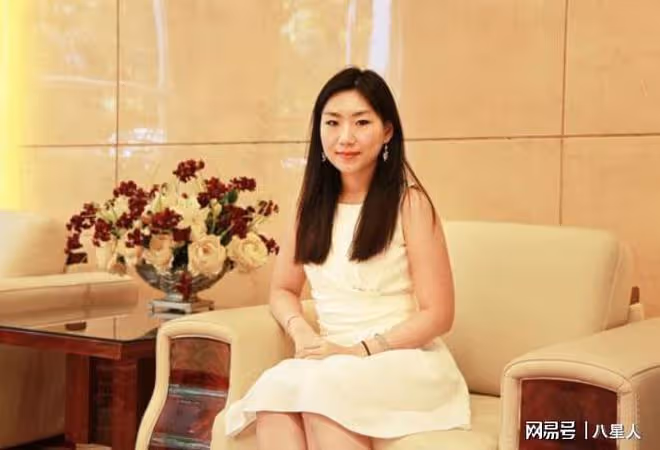 楊洋哭暈!喬欣被曝已婚!兩人系商業聯姻,男方是賴俊霖弟弟正備孕